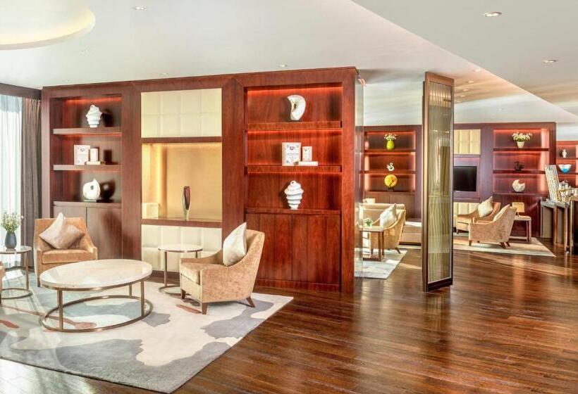 Люкс Executive Кровать Кинг, Sheraton Qingdao West Coast