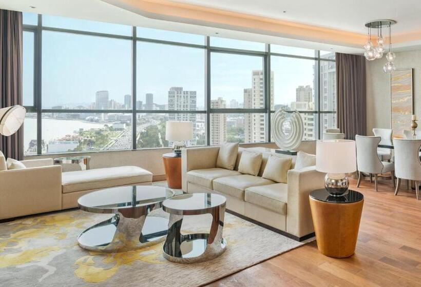 两卧总统套房, Sheraton Qingdao West Coast