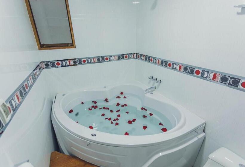 Люкс Повышенной Комфортности, Quechua Hotel Cusco