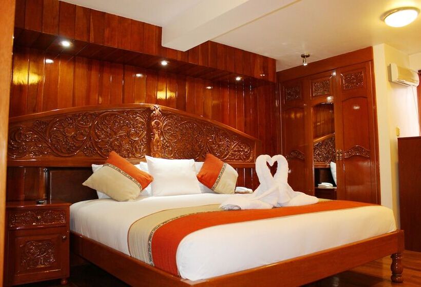 Люкс Повышенной Комфортности, Quechua Hotel Cusco