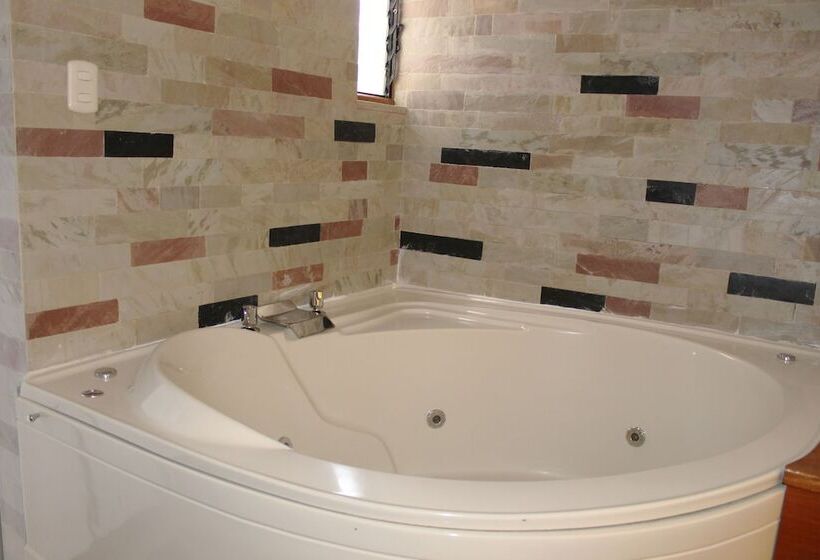 Люкс Повышенной Комфортности, Quechua Hotel Cusco