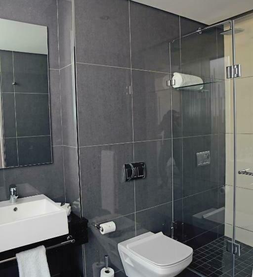 标准间, The Capital Menlyn Maine