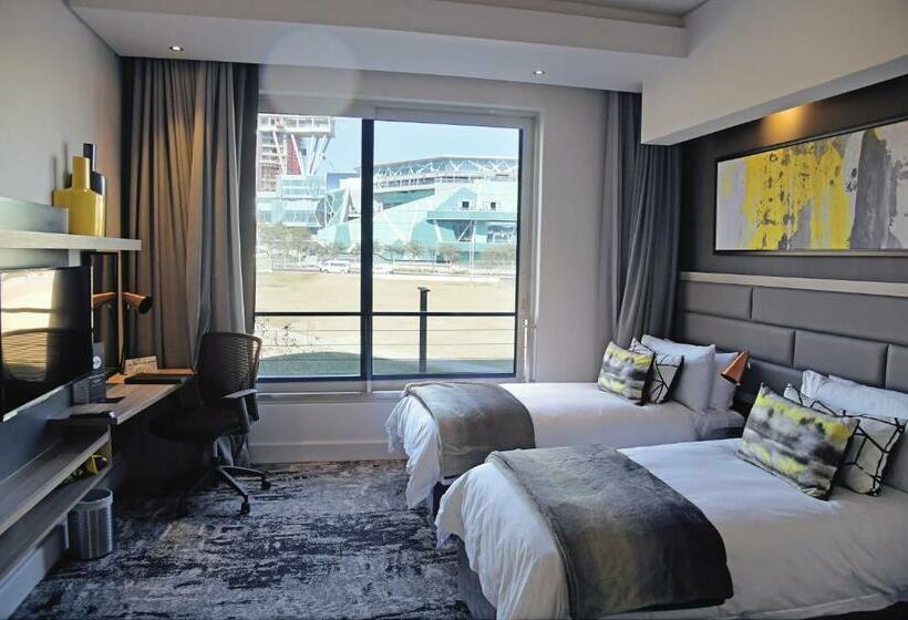 标准间, The Capital Menlyn Maine