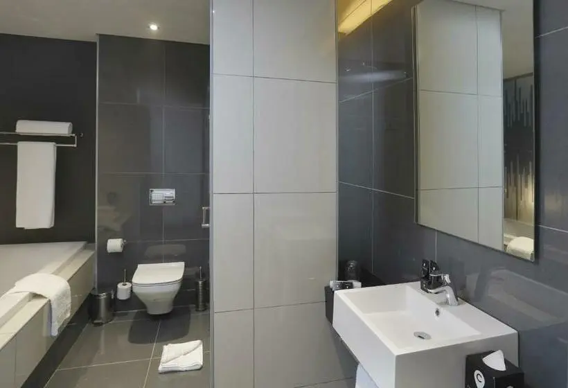 Executive-huone, The Capital Menlyn Maine