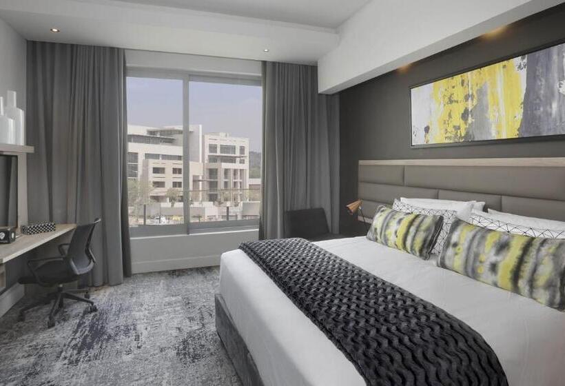 带3个卧室的公寓, The Capital Menlyn Maine