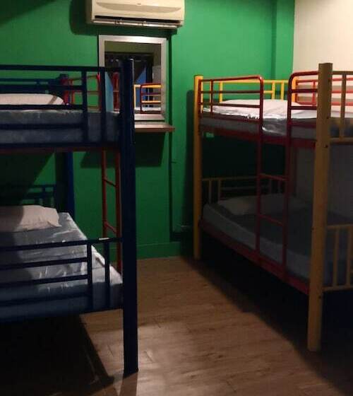 سرير فى غرفة مشتركه, Akinabalu Youth Hostel