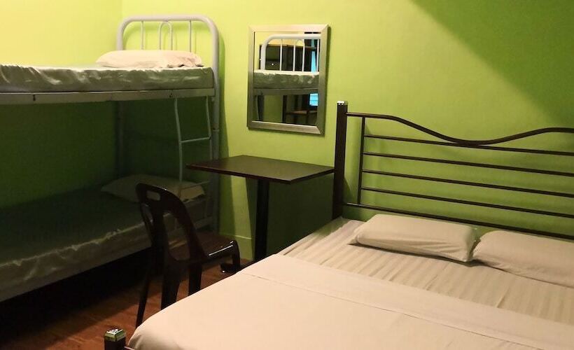 غرفة عائلية, Akinabalu Youth Hostel