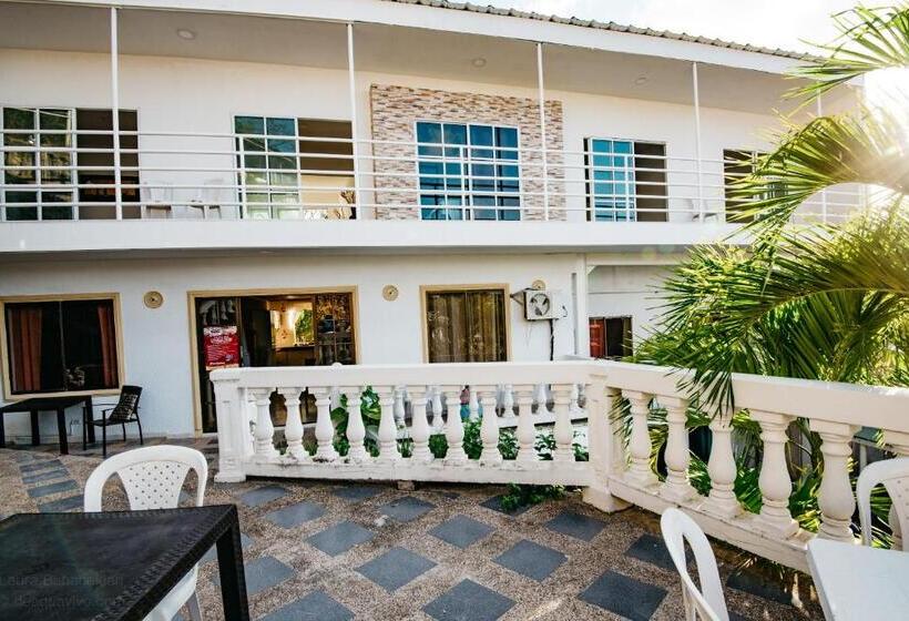 חדר אקונומי, The Rock House Eco