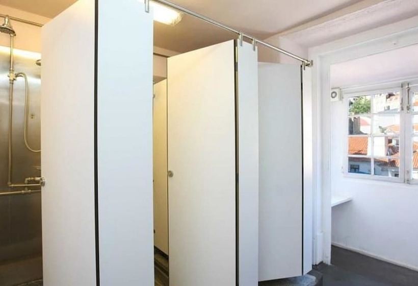 Bed in Shared Room with Shared Bathroom, Goodmorning Solo Traveller Hostel