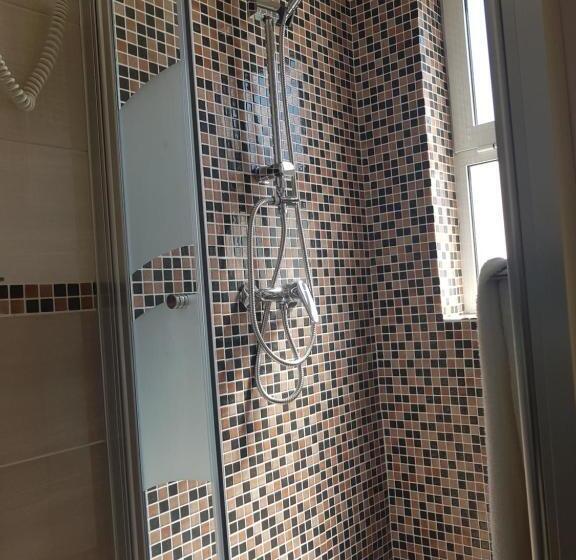 스탠다드 룸, Frentomar