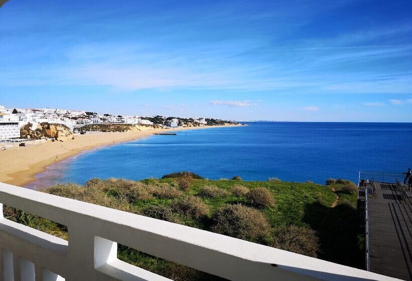 海景标准间带阳台, Frentomar