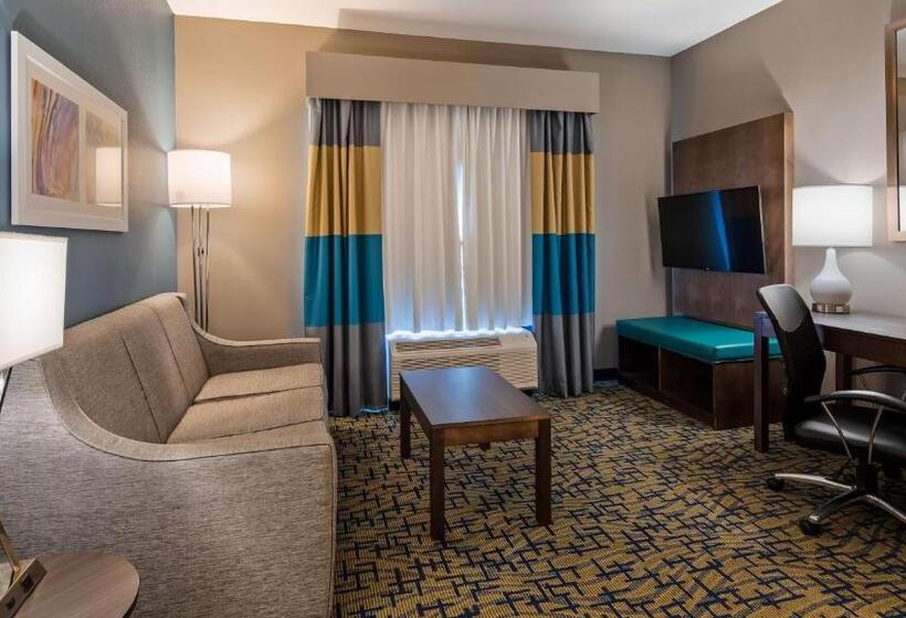 适合残疾人士使用的套间, Spark By Hilton Erie