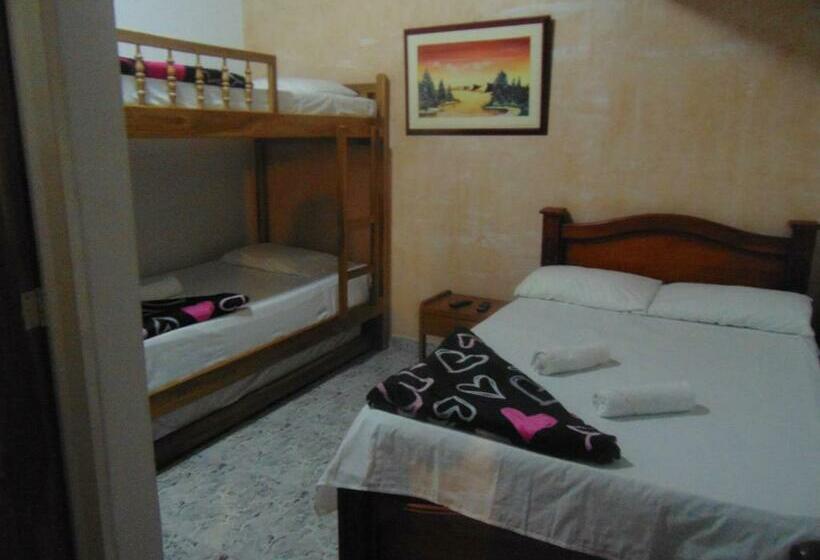 اتاق استاندارد چهار تخته, Casa Campestre La Colombiana