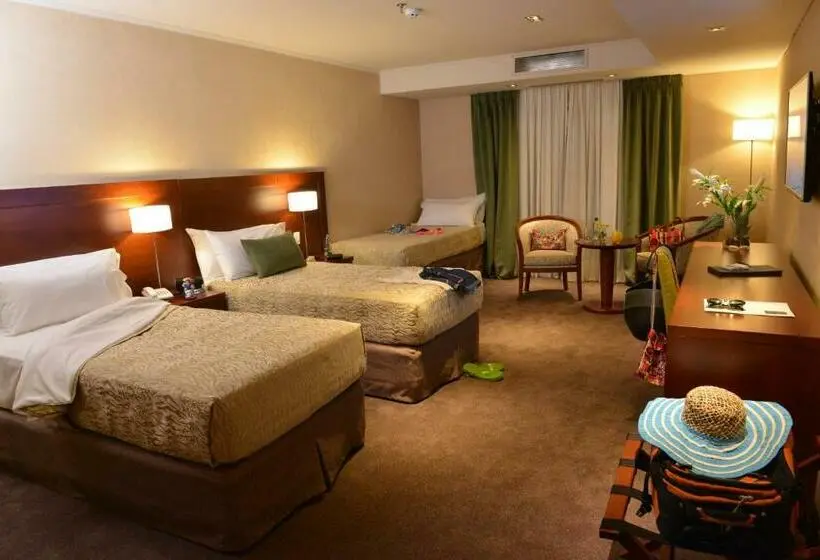 اتاق استاندارد سه نفره, Falls Iguazú Hotel & Spa