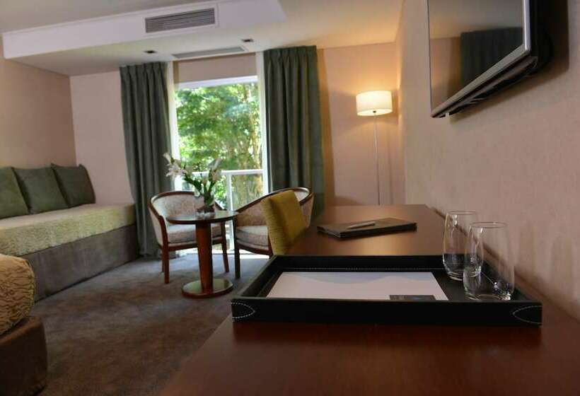 Номер Стандарт Трехместный, Falls Iguazú Hotel & Spa