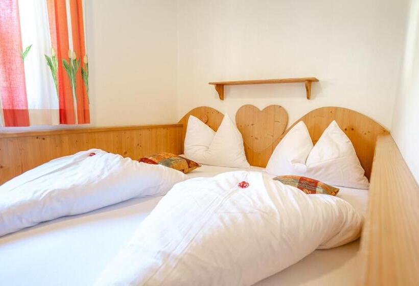 발코니가 있는 2 베드룸 아파트, Gasthof Appartements Sportalm
