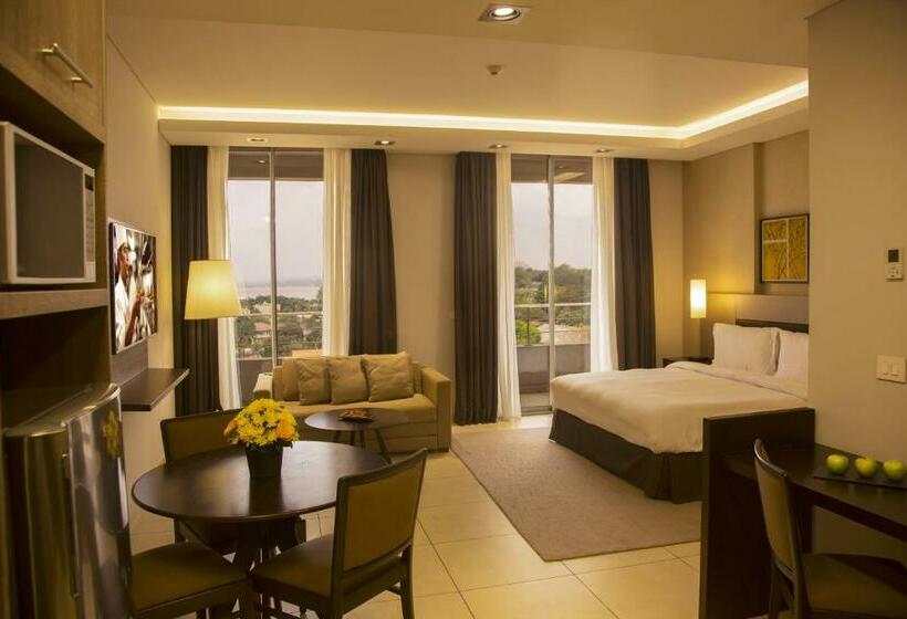 Estudi Deluxe, Kin Plaza Arjaan By Rotana