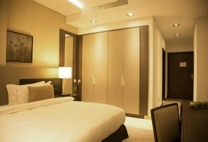 اتاق لوکس با تخت بزرگ, Kin Plaza Arjaan By Rotana