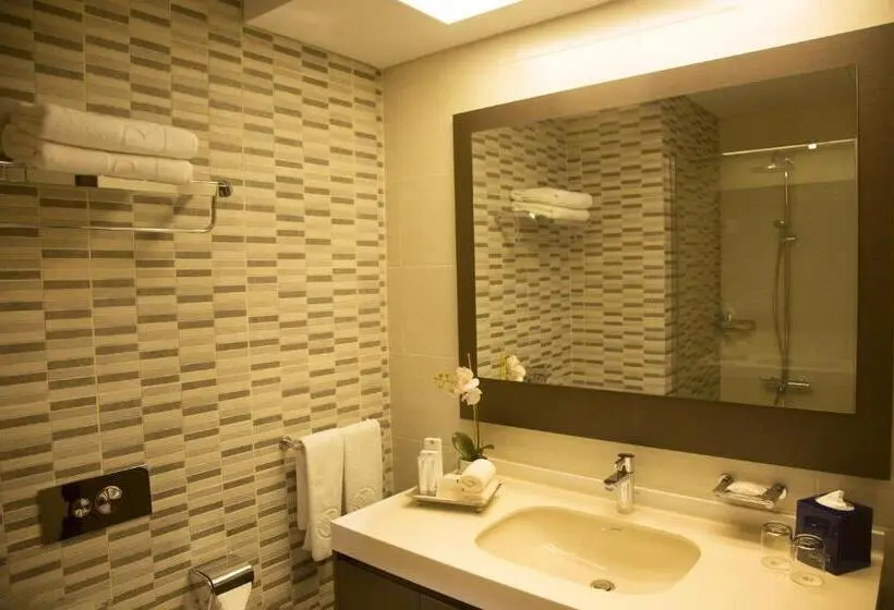 سوئیت پرزیدنت, Kin Plaza Arjaan By Rotana