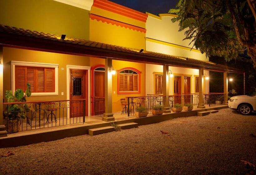 غرفة ديلوكس ثلاثية, Pousada Perequê