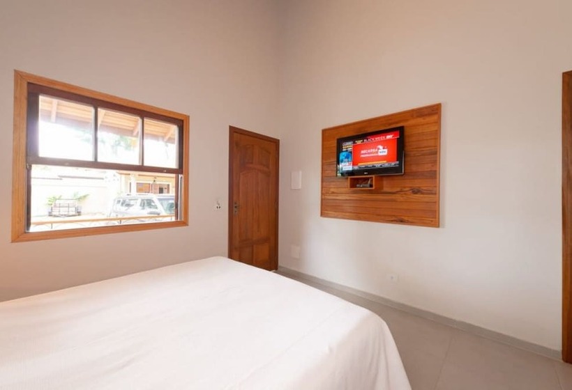 غرفة ديلوكس ثلاثية, Pousada Perequê