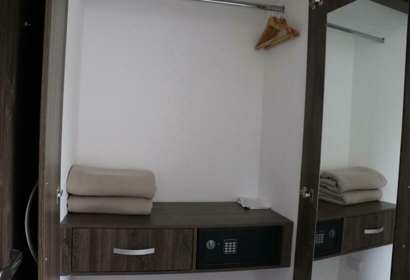 Номер Стандарт Трехместный, Santiago De Arma