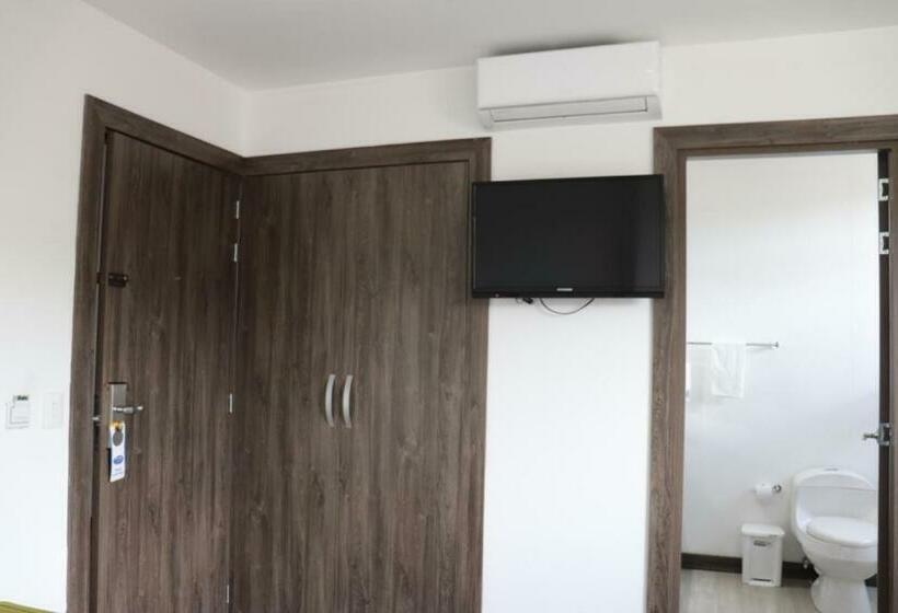 Номер Стандарт Трехместный, Santiago De Arma