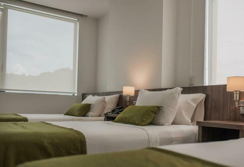 Номер Стандарт Трехместный, Santiago De Arma