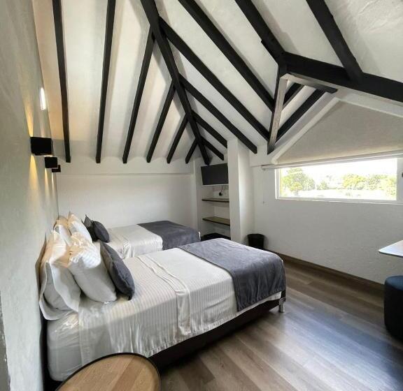 Номер Стандарт, Santiago De Arma