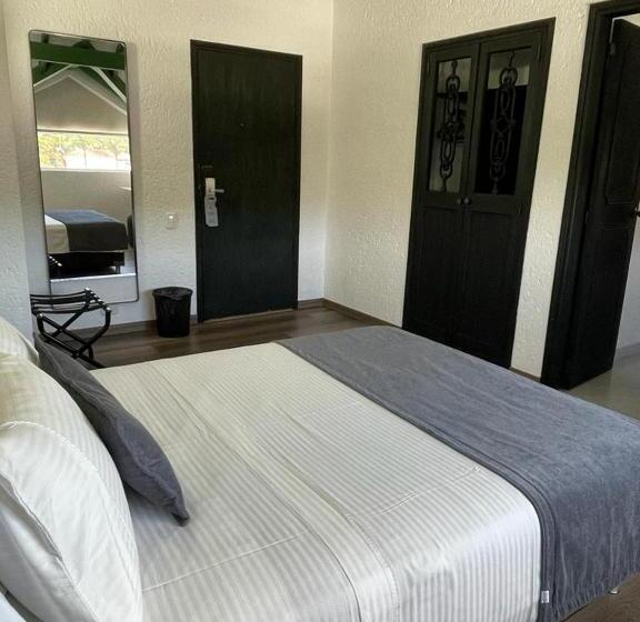 Номер Стандарт Индивидуальный, Santiago De Arma