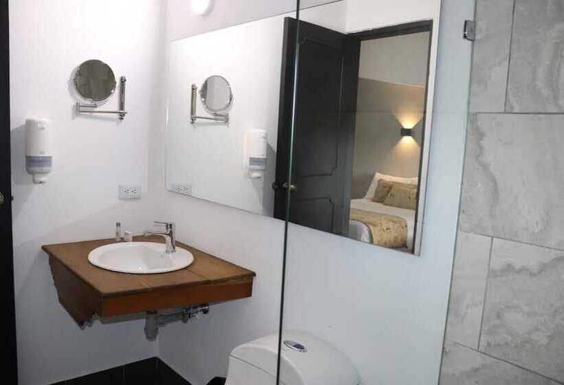 Номер Стандарт Индивидуальный, Santiago De Arma