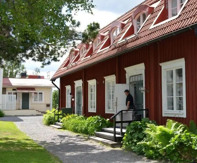 Standard-huone Jaettu Kylpyhuone, Stiftsgården Hostel Skellefteå