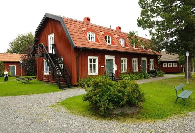 バス共有のスタンダードルーム, Stiftsgården Hostel Skellefteå