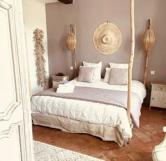キングサイズベッドのスーペリアルーム, B&b Temps Suspendu Provence