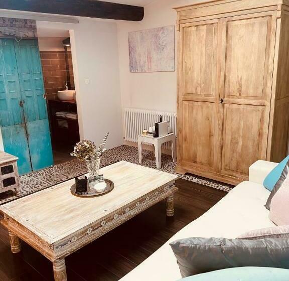 Люкс Повышенной Комфортности, B&b Temps Suspendu Provence