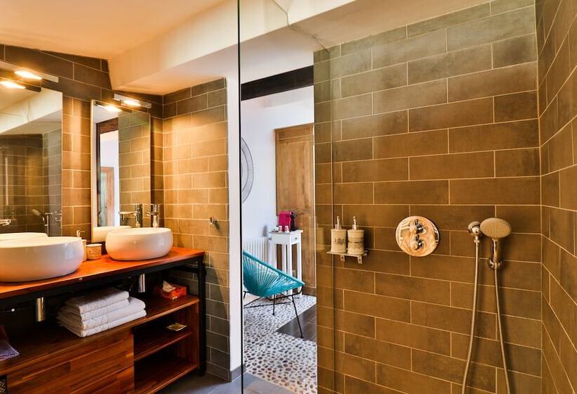 Люкс Повышенной Комфортности, B&b Temps Suspendu Provence