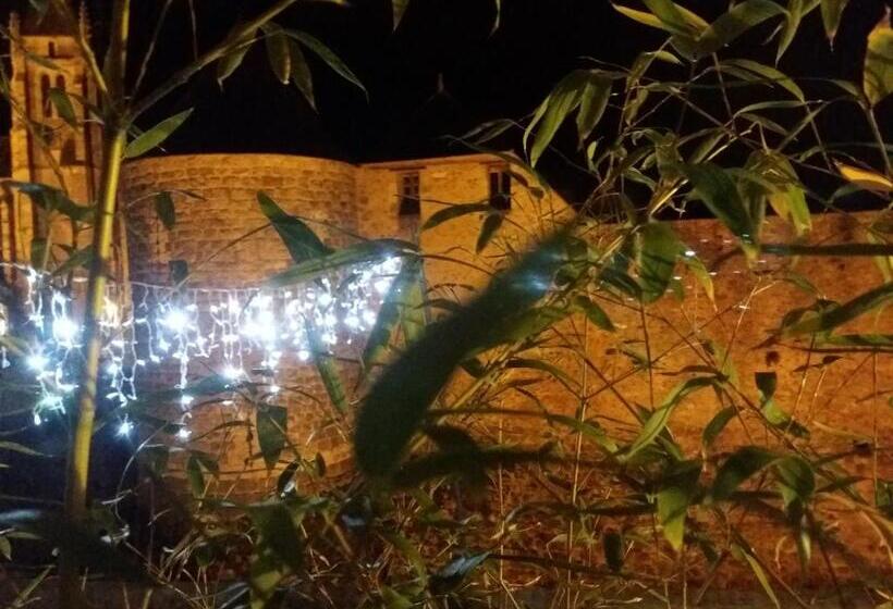 스위트 도시 전망, Chambre D Hôte Du Château