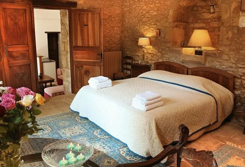 Superior-sviitti, Chambre D'hôtes La Rossillonie