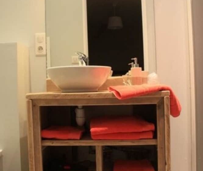 غرفة قياسية, Chambres D'hotes Noir Lion