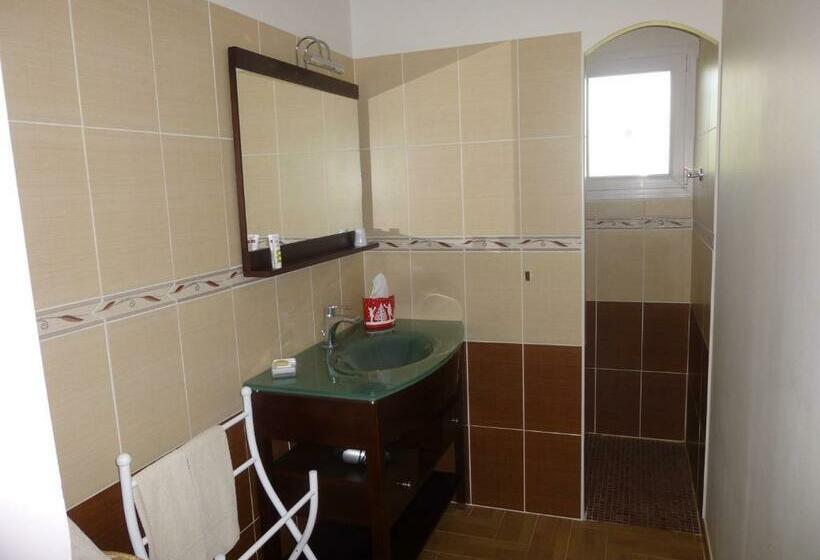 جناح عائلي, Domaine De Flo