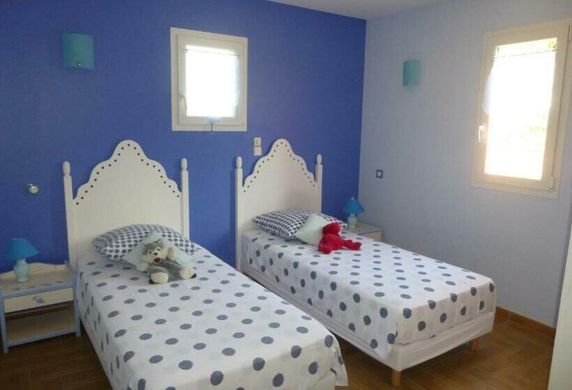 جناح عائلي, Domaine De Flo