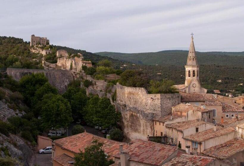 Дом 1 Спальня, Les Grenadiers De Saint Sat