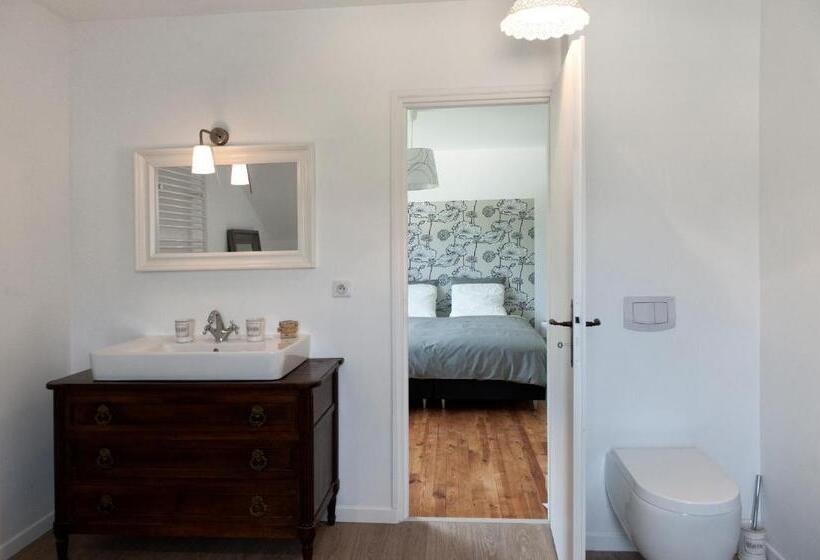 جناح ديلوكس سرير كينج, D'un Jour à L'autre