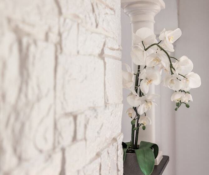 Номер Deluxe Вид на Море Боковой, La Demeure Insoupconnée