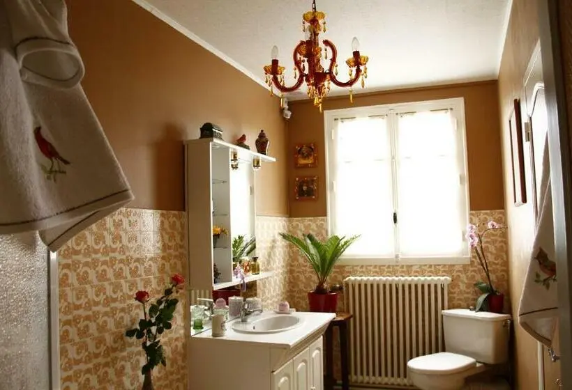 スタンダードルーム, La Petite Maison Pres De L Eglise