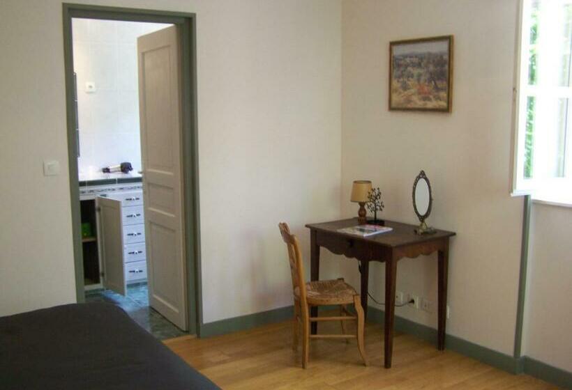 חדר סטנדרט, Les Cigales