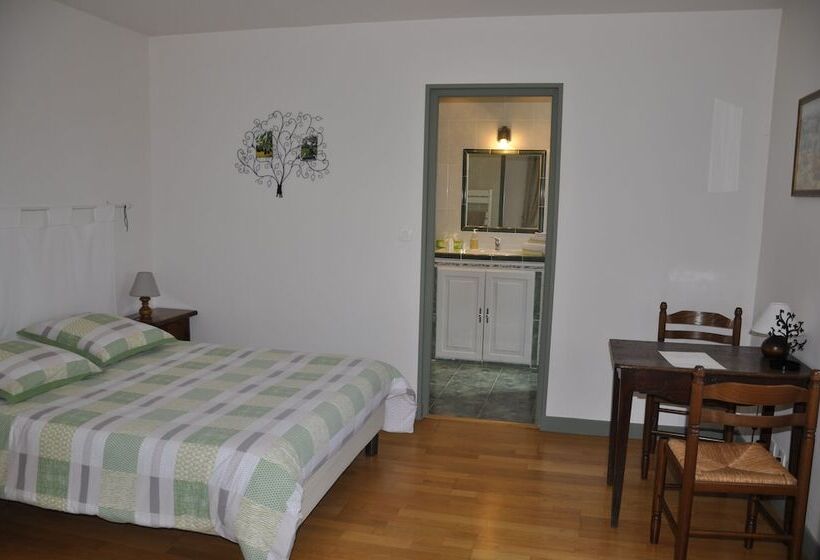 חדר סטנדרט, Les Cigales