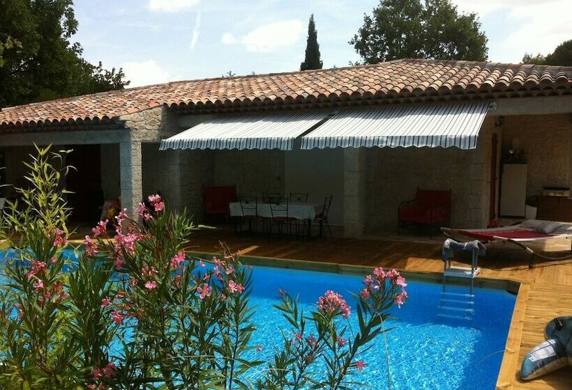 غرفة كومفورت, Mas De Peycavier