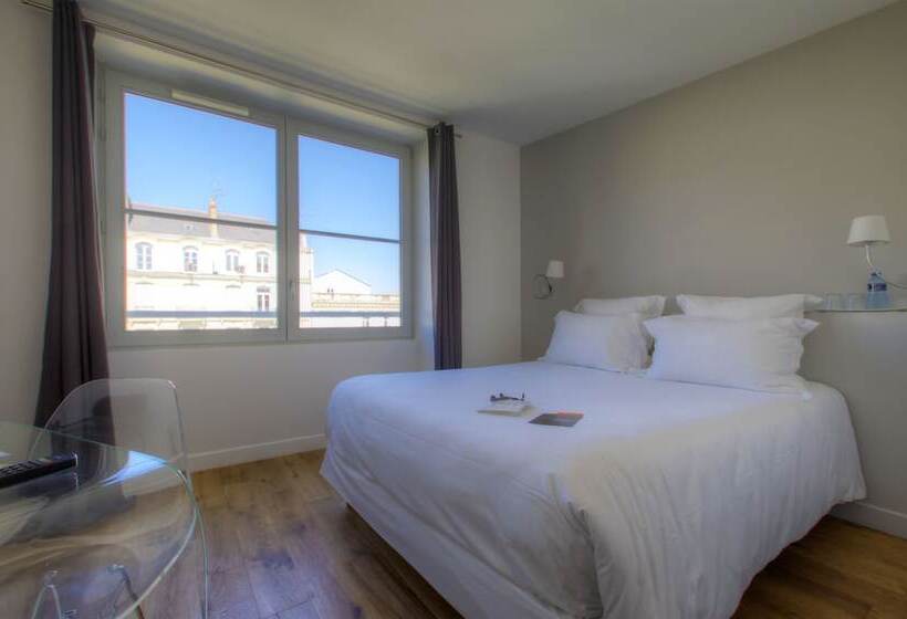 Номер Стандарт, 21, Foch