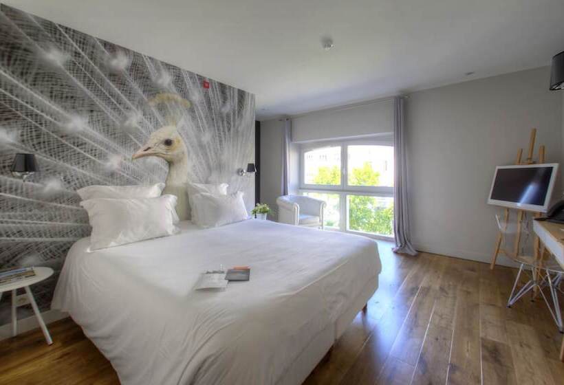 Номер Superior, 21, Foch